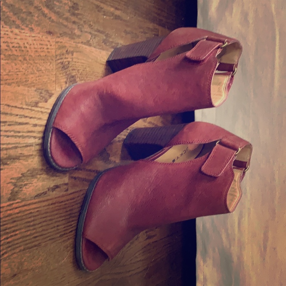 Lucky Brand booties
